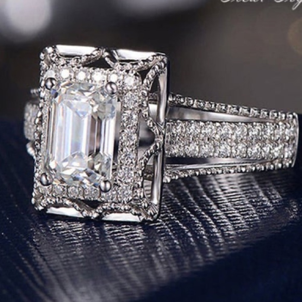 Elegant Women White Sapphire Genuine Sterling Silver  Ring